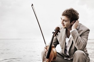 Nils Mönkemeyer, Foto: Irène Zandel