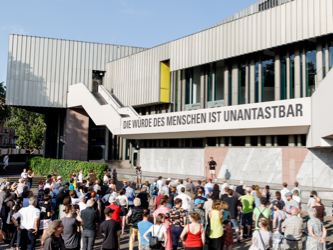 Dein ist mein ganzes Herz - Gemeinsam sind wir mehr, Foto: Felix Grünschloss