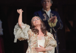 Ermonela Jaho in Adriana Lecouvreur, Foto: Wiener Staatsoper, Michael Poehn