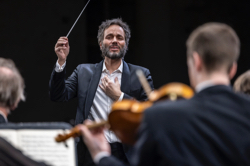 Josep Vicent und das argovia philharmonic , Foto: Patrick Huerlimann