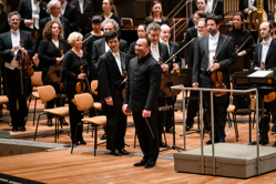 Kirill Petrenko und die Berliner Philharmoniker. Foto: Stephan Rabold
