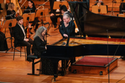 Martha Argerich und Sylvain Cambreling, Foto: Daniel Dittus