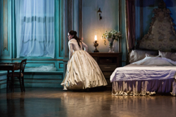 Szene aus Lucia di Lammermoor in der Regie von Katie Mitchell, Foto: Griechische Nationaloper