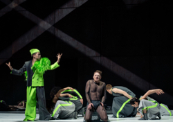 Wiener Staatsballett in KaiserRequiem an der Volksoper Wien, Foto: Ashley Taylor